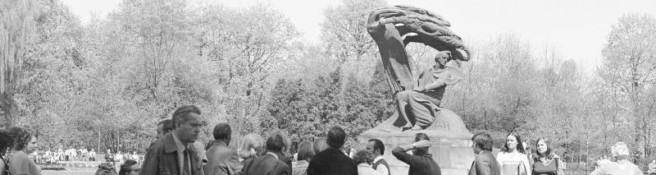 Zdjęcie do artykułu: Odsłonięcie zrekonstruowanego pomnika Fryderyka Chopina w Łazienkach