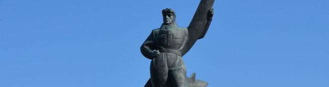 Zdjęcie do artykułu: Odsłonięcie zrekonstruowanego pomnika Lotnika