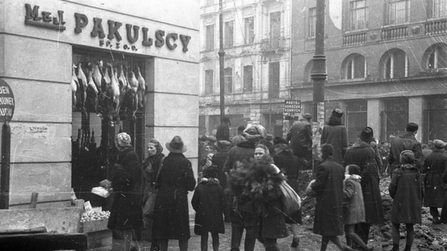 Blur dla zdjęcia do kartki: Warszawa po wojnie: handel
